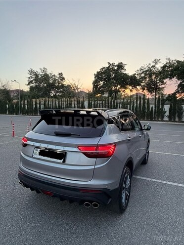 Geely Coolray-9
