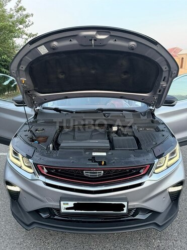 Geely Coolray-16