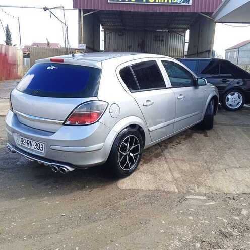 Opel Astra-10