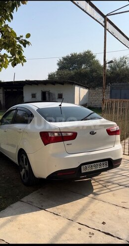 Kia Rio-3