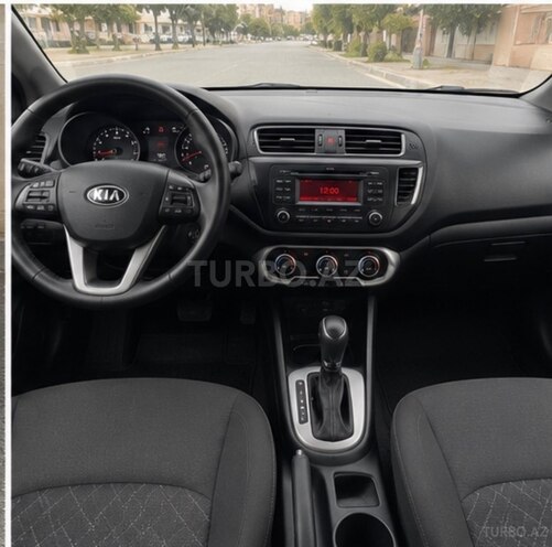 Kia Rio-4