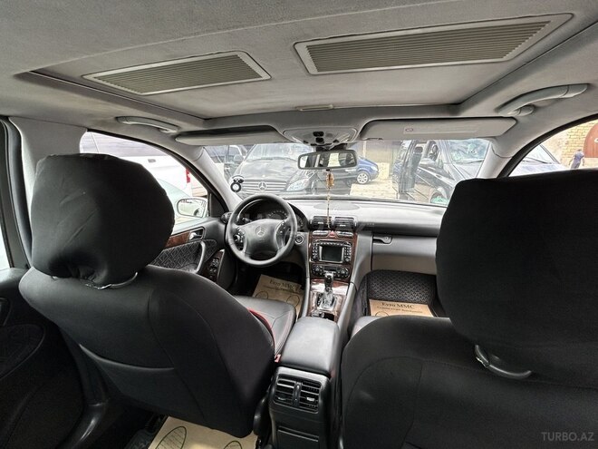 Mercedes C 240-10