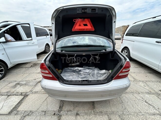 Mercedes C 240-8