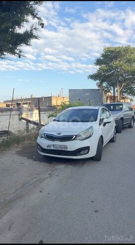 Kia Rio-5