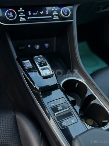Hyundai Sonata-8