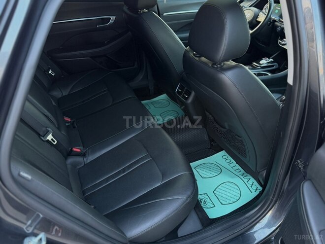 Hyundai Sonata-10