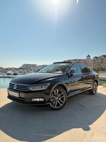 Volkswagen Passat-1