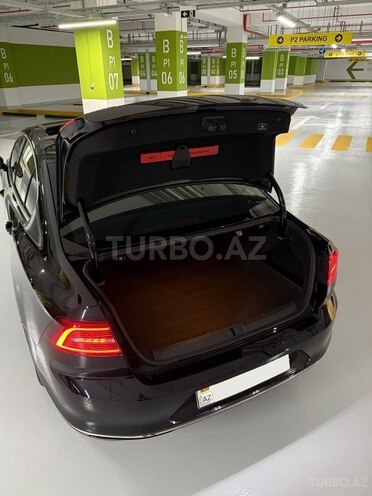 Volkswagen Passat-9