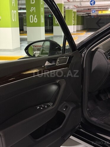 Volkswagen Passat-18