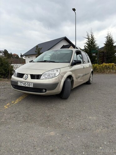 Renault Scenic-13