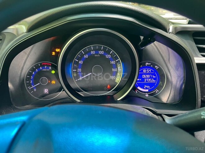 Honda Fit-5