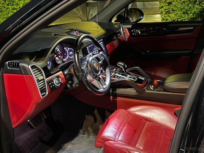 Porsche Cayenne S-14