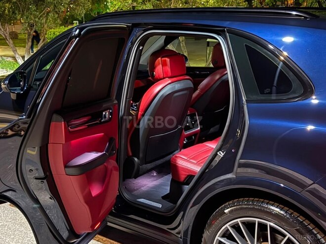 Porsche Cayenne S-9