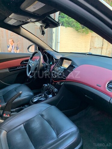 Chevrolet Cruze-9