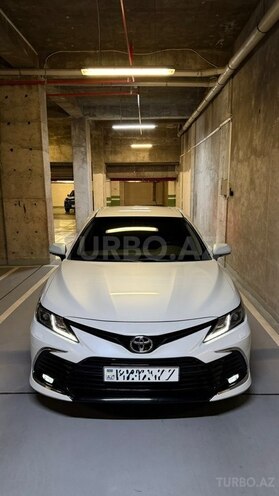 Toyota Camry-1
