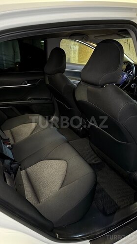 Toyota Camry-12