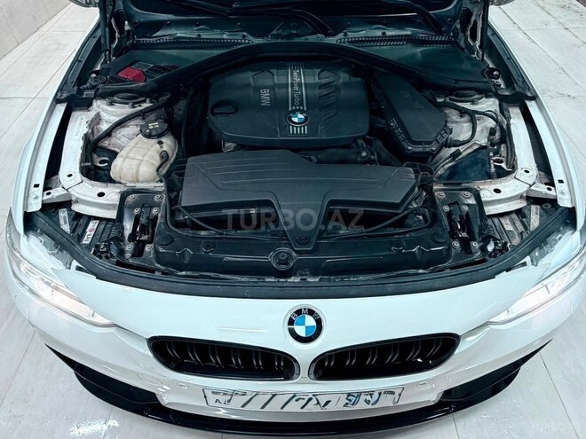 BMW 320d-7
