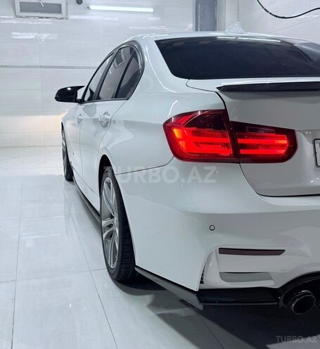 BMW 320d-6