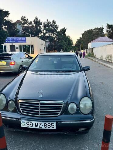 Mercedes E 220-9