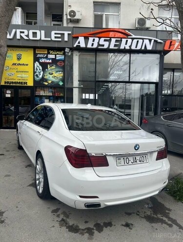 BMW 750-2
