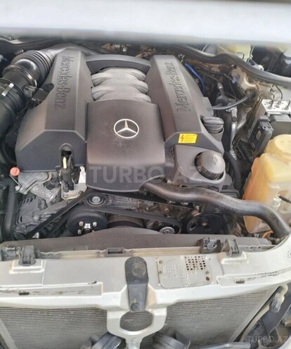 Mercedes E 280 4MATIC-5