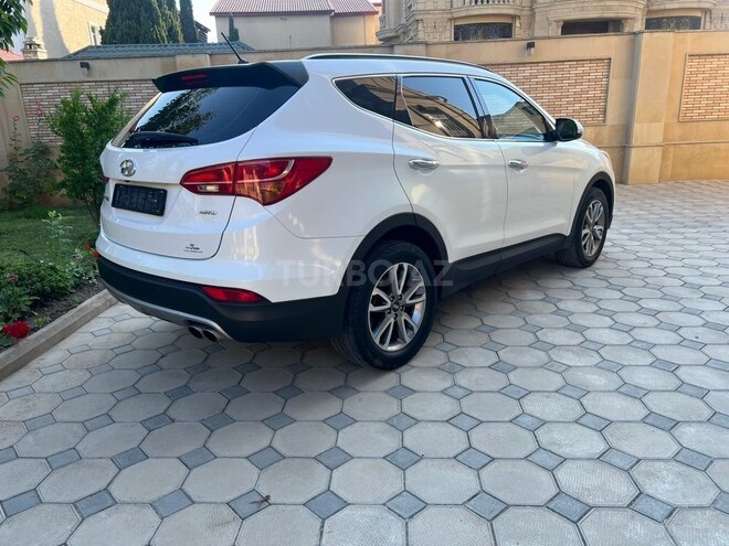Hyundai Santa Fe-5