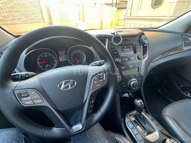 Hyundai Santa Fe-9