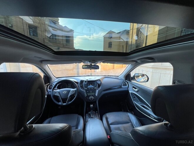 Hyundai Santa Fe-10