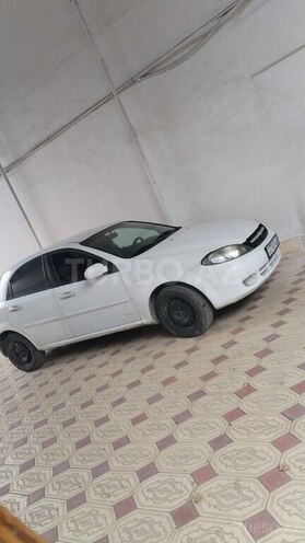 Chevrolet Lacetti-4