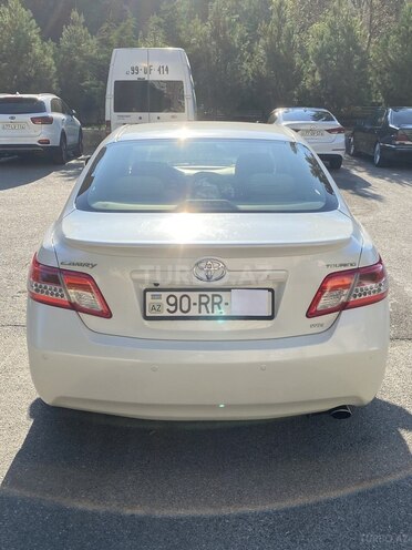Toyota Camry-2