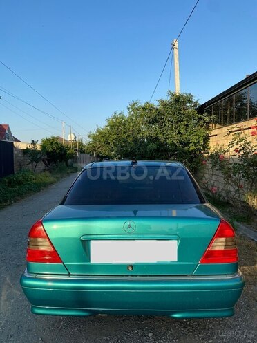 Mercedes C 240-3