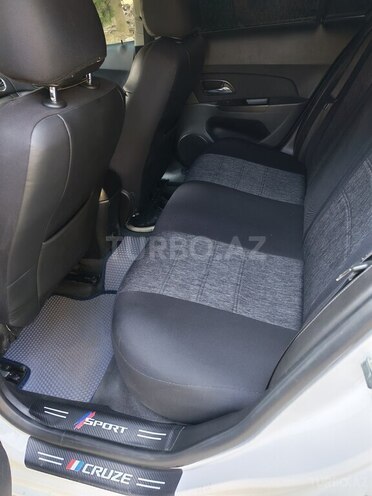 Chevrolet Cruze-7