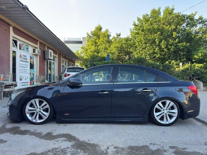 Chevrolet Cruze-5