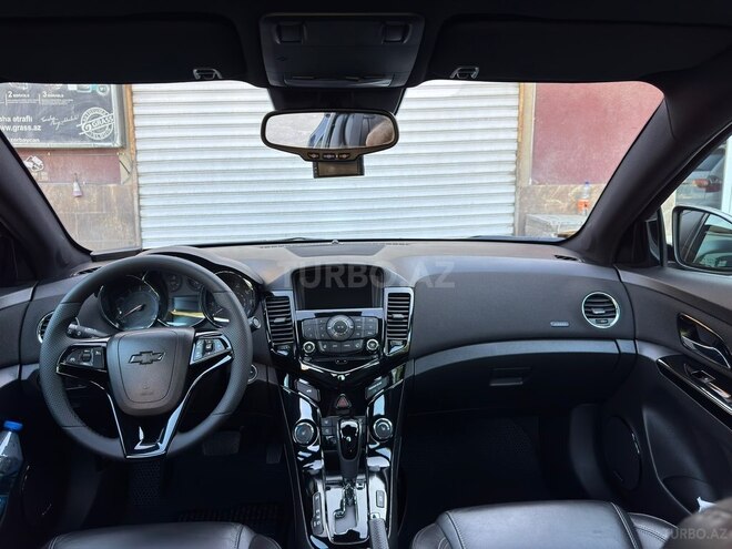 Chevrolet Cruze-6
