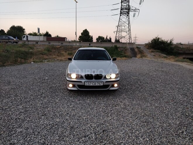 BMW 523-2