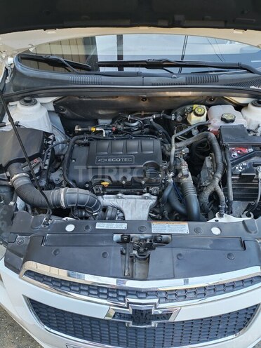 Chevrolet Cruze-8