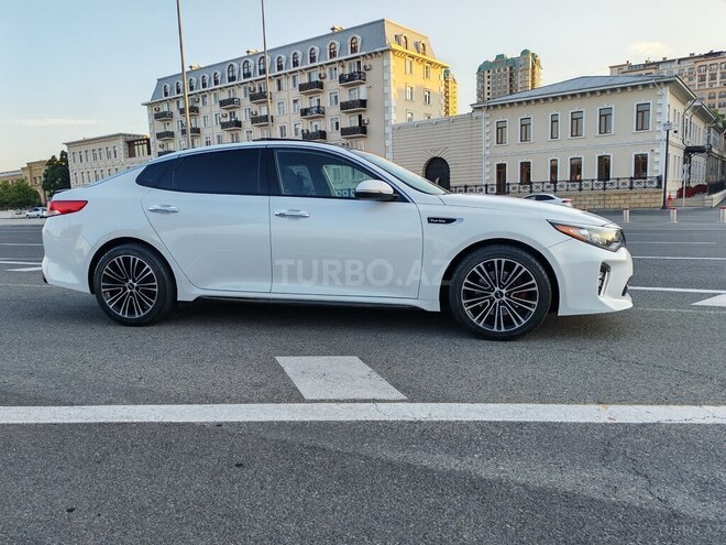 Kia Optima-5