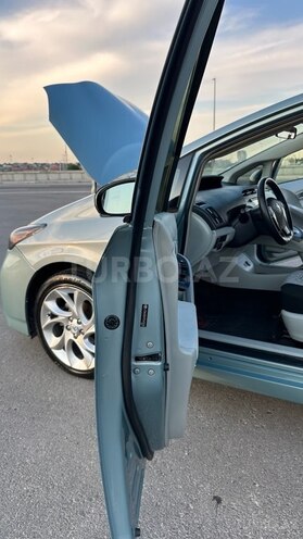 Toyota Prius-21