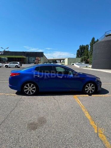 Kia Optima-4
