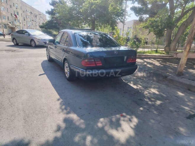 Mercedes E 200-7