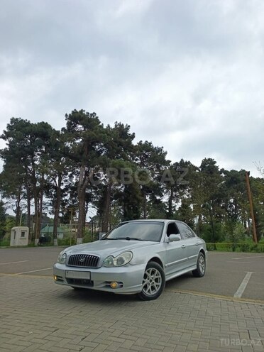 Hyundai Sonata-1