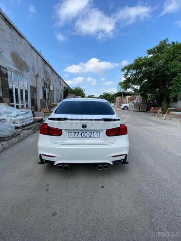 BMW 330-3