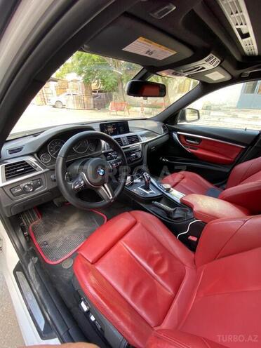 BMW 330-2