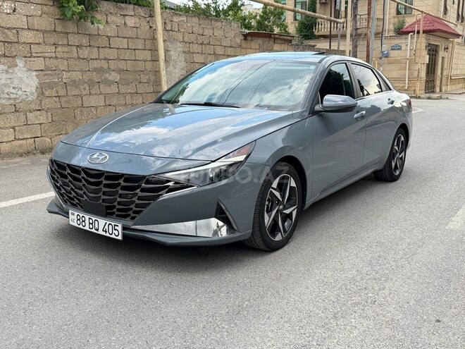 Hyundai Elantra-3