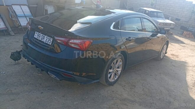 Chevrolet Malibu-8