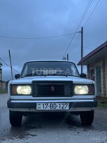 LADA (VAZ) 2107-1