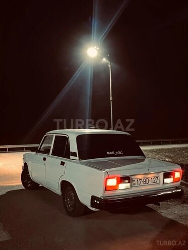 LADA (VAZ) 2107-17