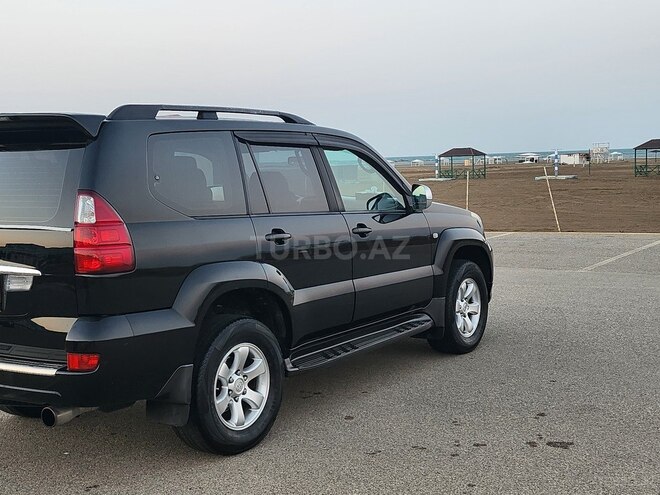 Toyota Land Cruiser Prado-6