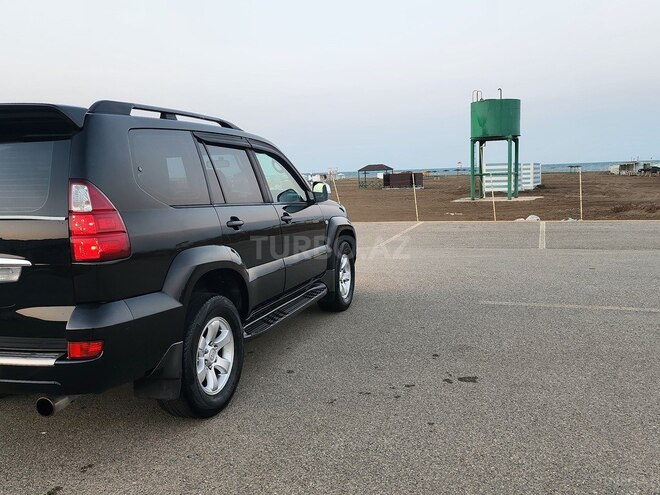 Toyota Land Cruiser Prado-7