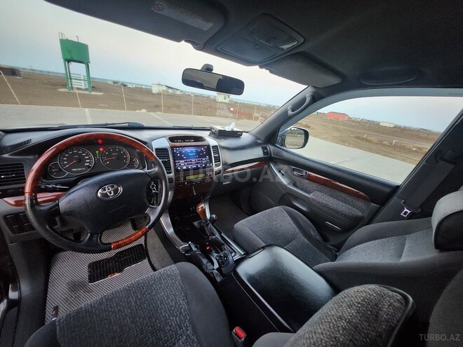 Toyota Land Cruiser Prado-14